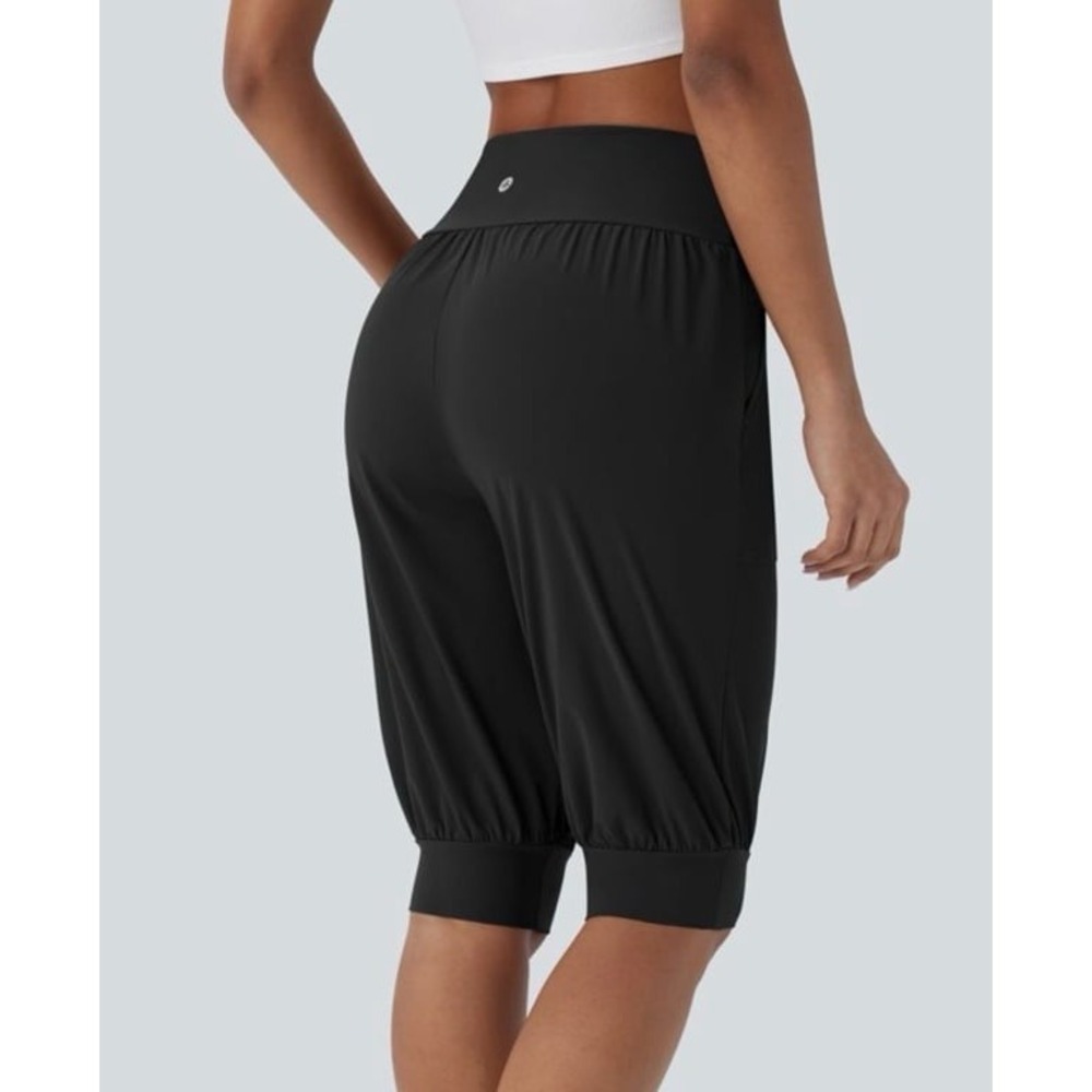 Halara High Waisted Pocket Shorts Womens Large - Picture 2 of 11